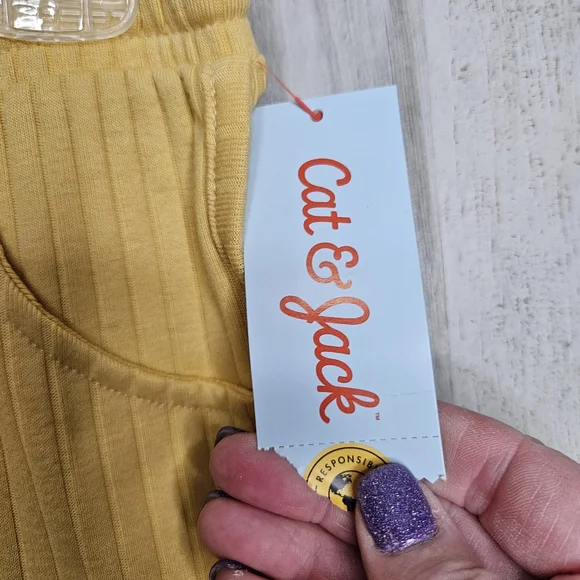 Cat & Jack Girl's Yellow Athletic Shorts Pockets Stretch NWT Girl's Large Plus - Picture 6 of 8